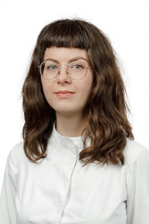 Аксенова Элина Вадимовна