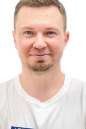 Уваров Артур Эдуардович