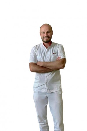 Ушаков Юрий Владиславович