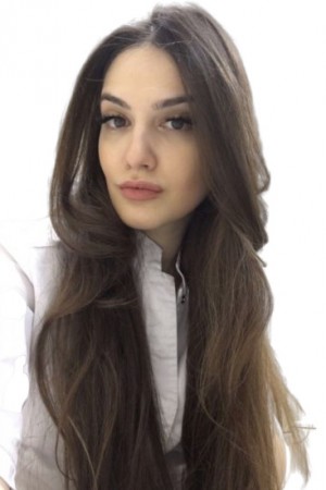 Акопова Анна Романовна