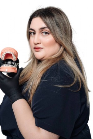 Казарян Асмик Арменаковна