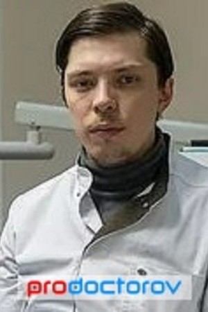 Меньшиков Максим Евгеньевич