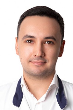 Яхин Марат Ильдарович